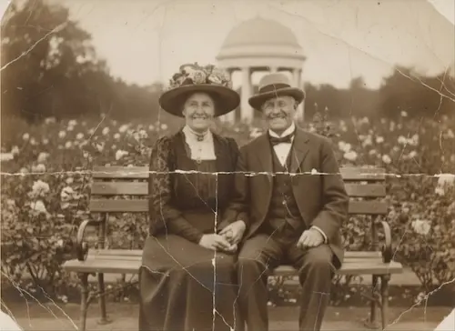 PhotoRestore.ai